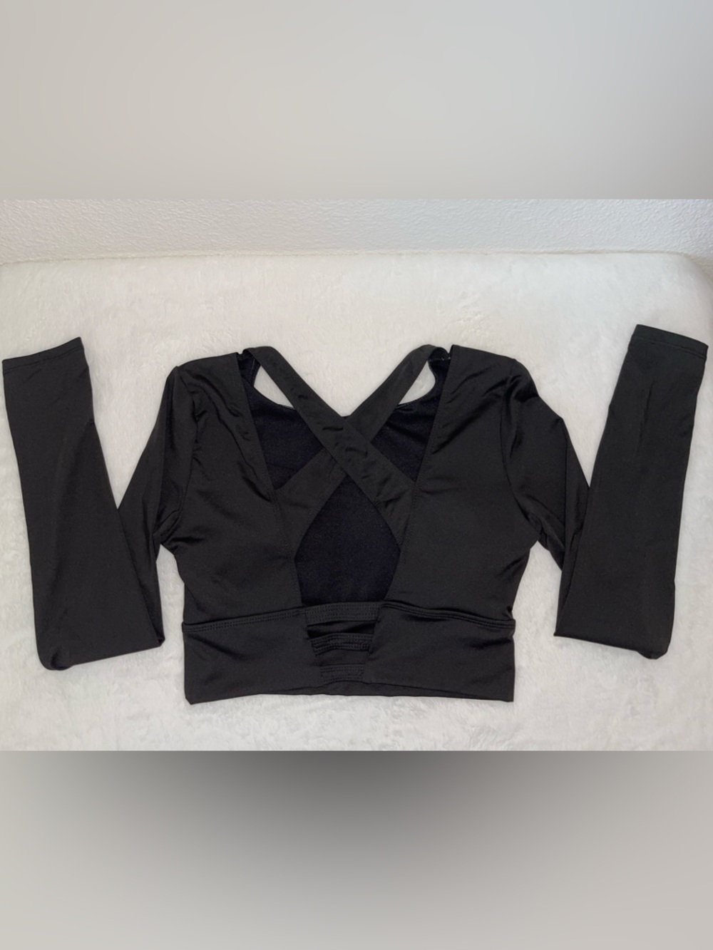 SHEIN Black Crisscross Long Sleeve Crop Workout Top - Medium - NWOT